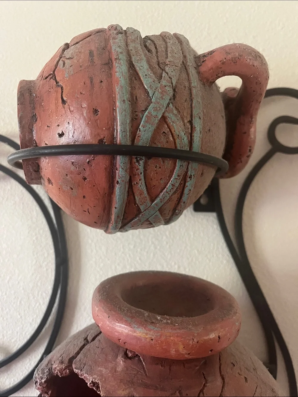 Home Interiors Rust Red & Black Double Wall Planter Set